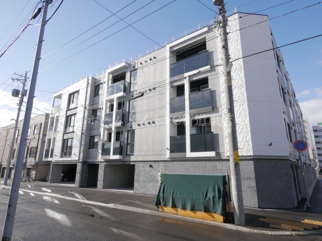 11182947/建物外観