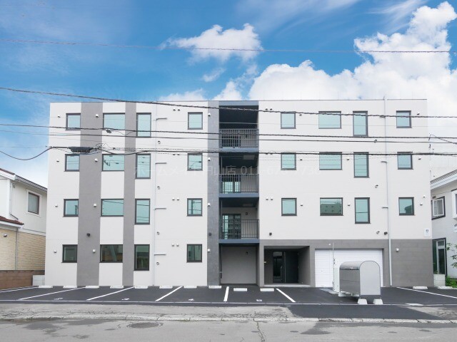 11763095/建物外観