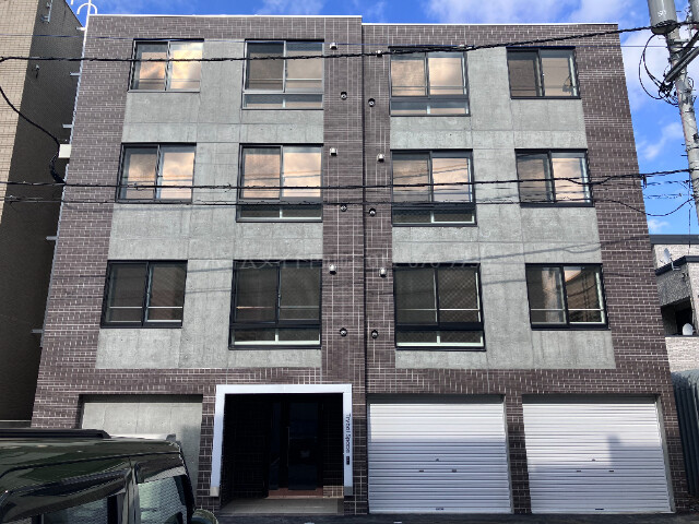 11901360/建物外観