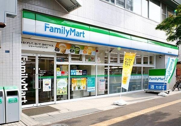 ファミリーマート札幌北5条店