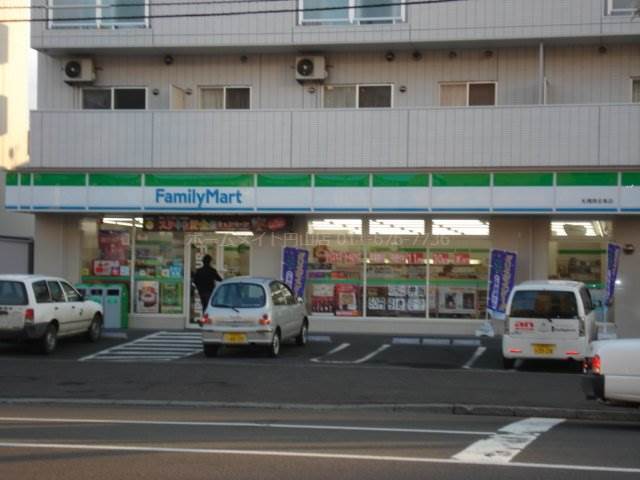 ファミリーマート札幌南6条店
