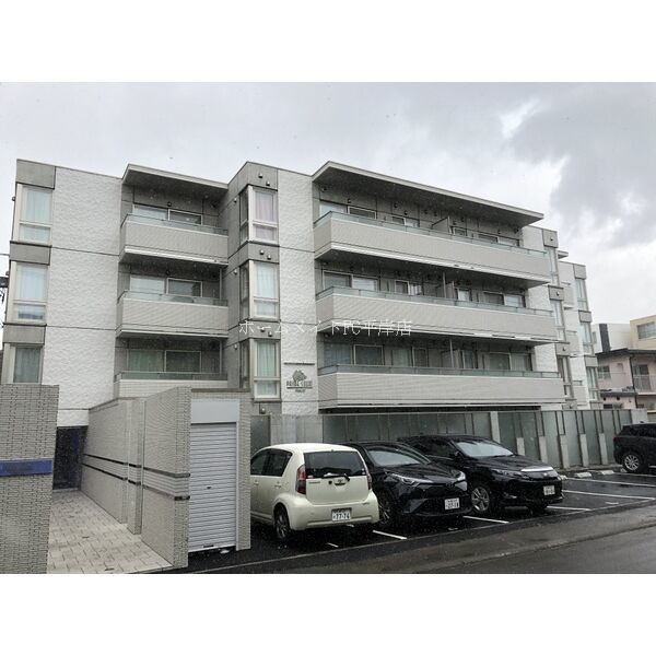 15557849/建物外観