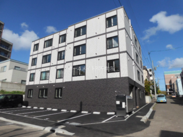 4438089/建物外観