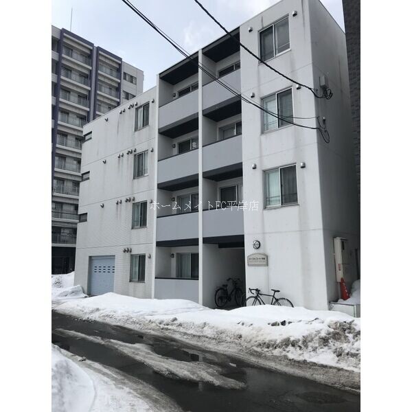 8046258/建物外観