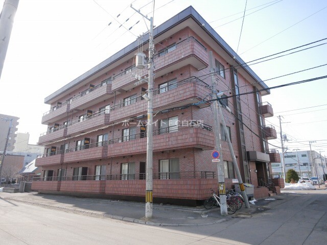 8479183/建物外観