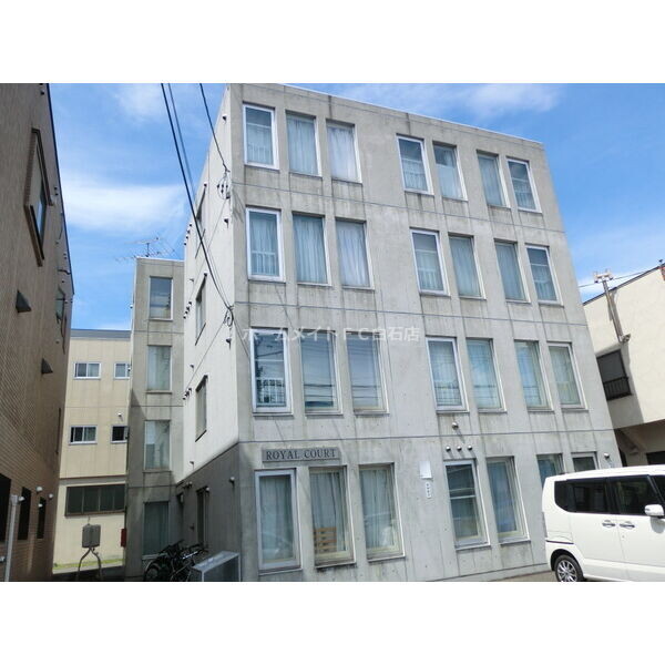 8794880/建物外観