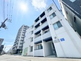 角地に立つ鉄筋コンクリート♪